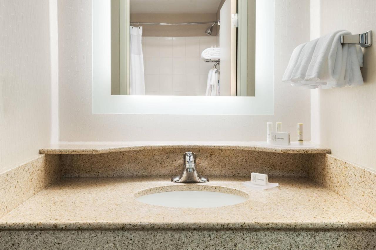 Springhill Suites By Marriott Cleveland Solon Экстерьер фото