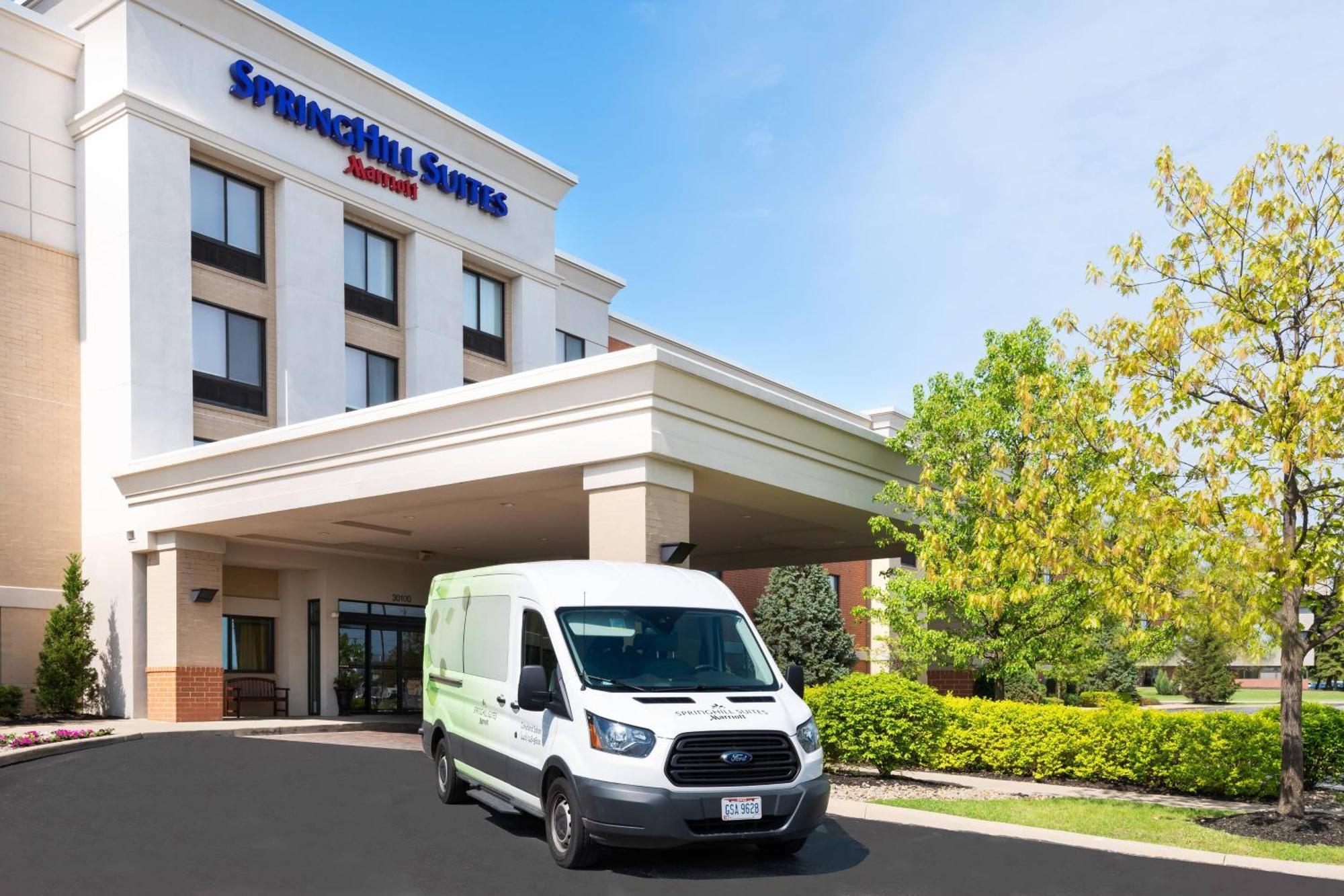 Springhill Suites By Marriott Cleveland Solon Экстерьер фото