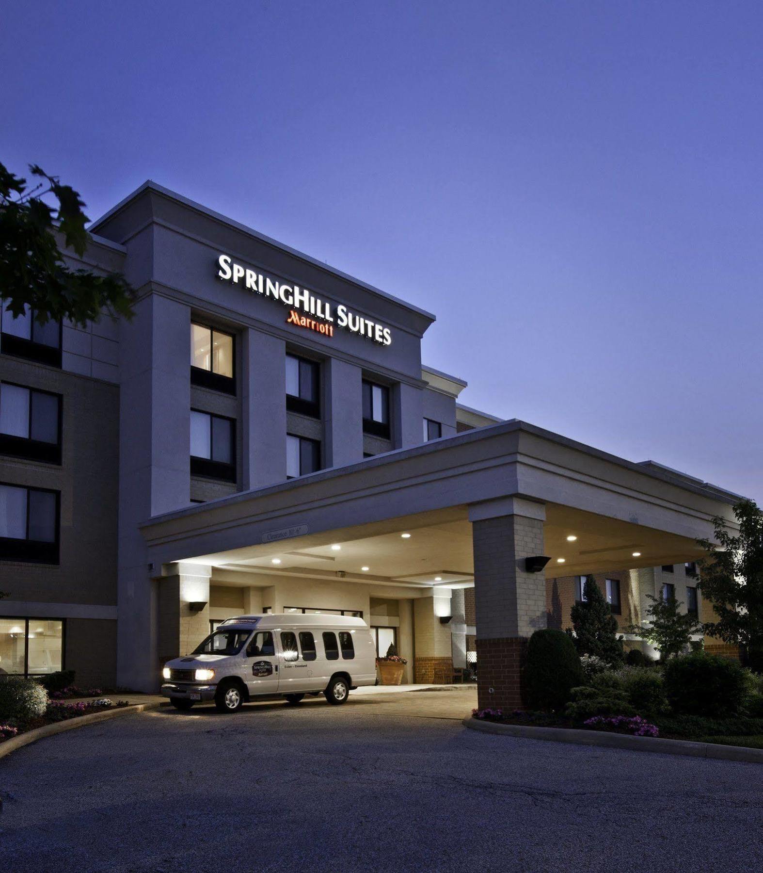 Springhill Suites By Marriott Cleveland Solon Экстерьер фото