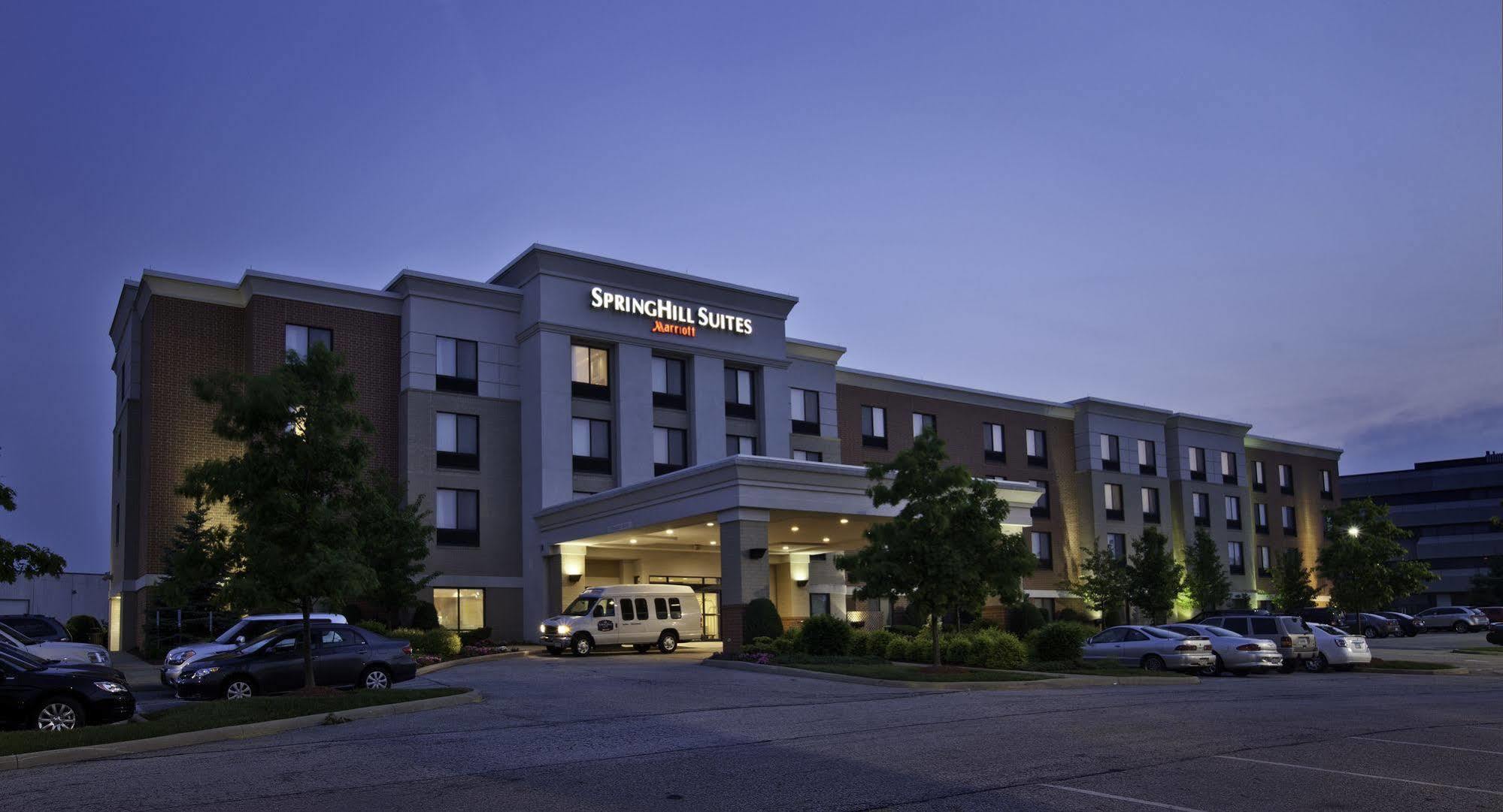 Springhill Suites By Marriott Cleveland Solon Экстерьер фото